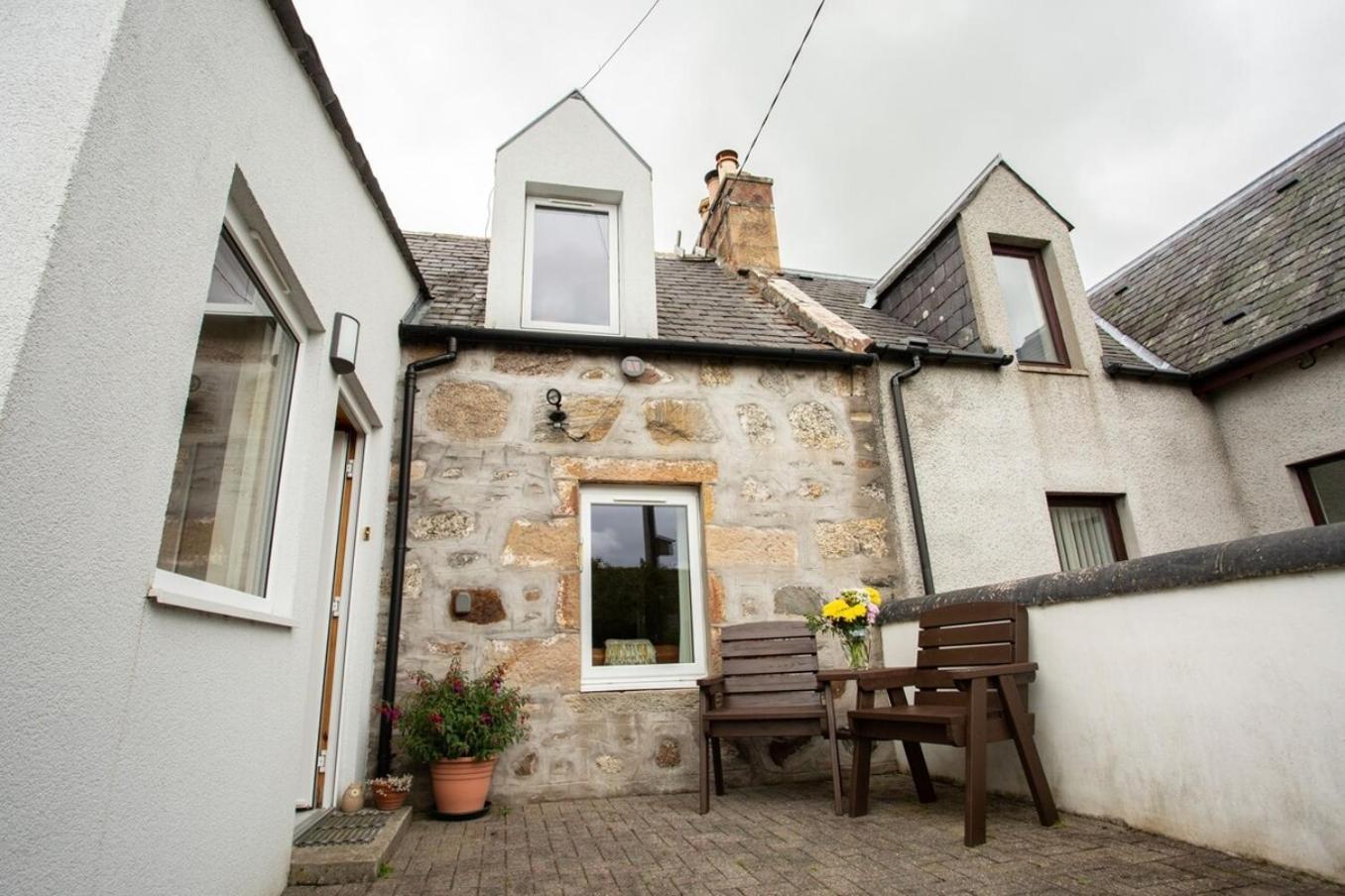 Mike'S 3-Bedroom Countryside Cottage Alness Luaran gambar